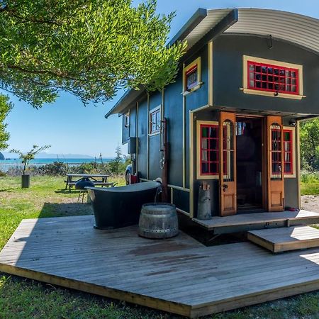 タカカ Golden Bay Hideawayヴィラ エクステリア 写真